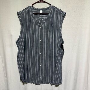 Women’s Old Navy slate blue Striped Sleeveless Shirt
